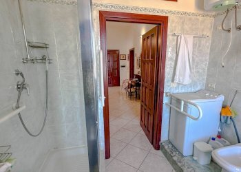 Foto 15 - Trilocale Via Nazionale
 
22, Oliena - foto 15