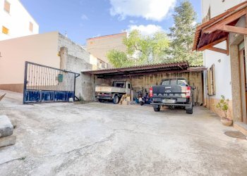 Foto 3 - Casa indipendente Vico Siniscola
 
2, Oliena - foto 3