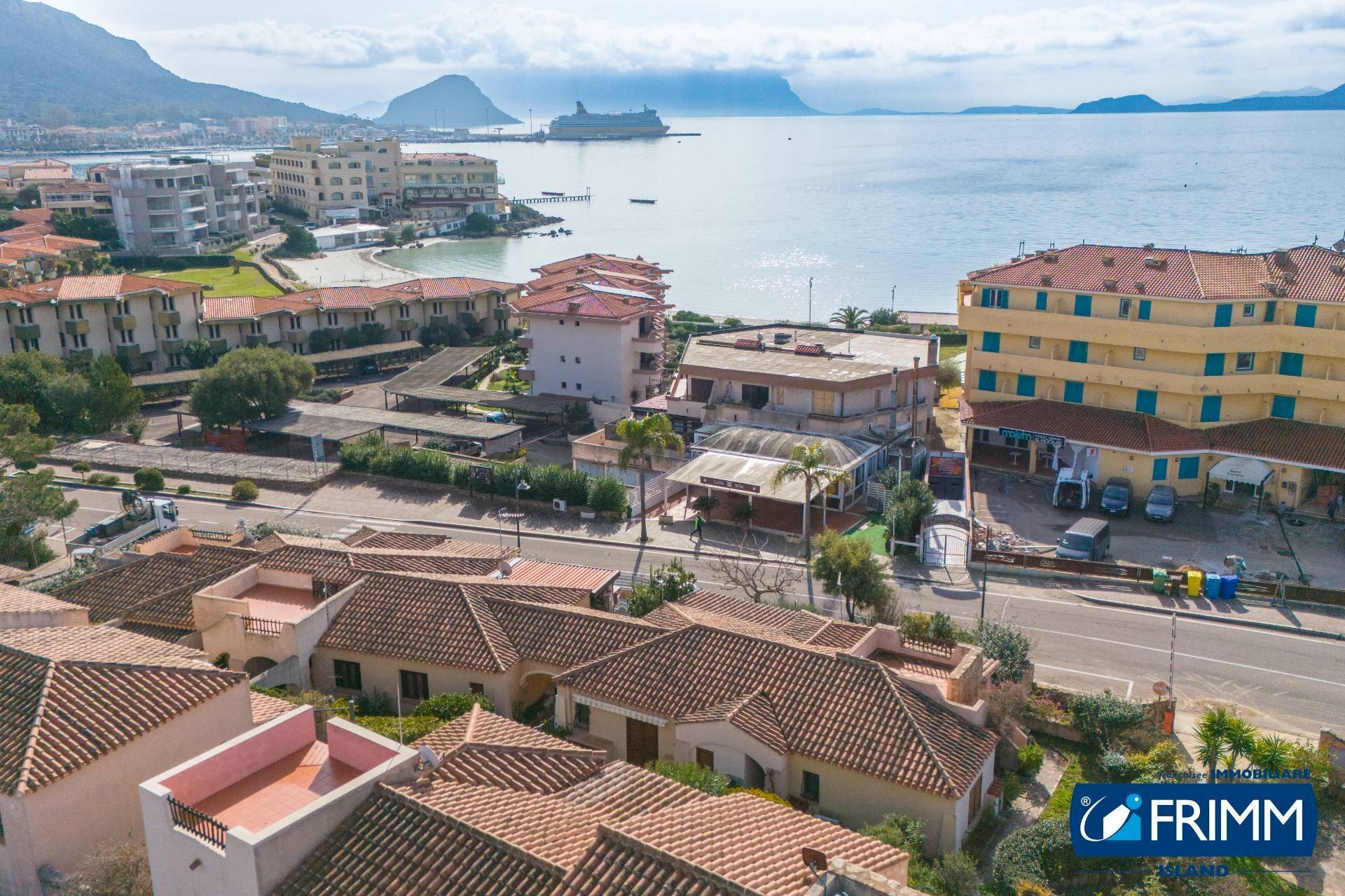 Foto 1 - Commercial Premises via libertà
 
199, Golfo Aranci - photo 1