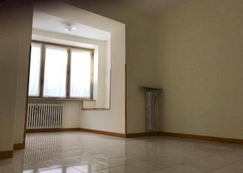 Foto 2 - Office Via Cardinale Mazzarino
20, L'Aquila - photo 2