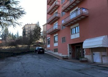 Foto 1 - Commercial Premises Via Alcide de Gasperi
67, L'Aquila - photo 1