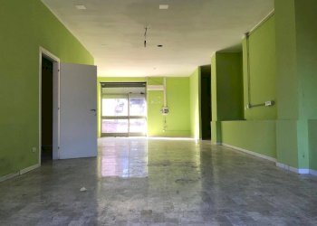 Foto 3 - Commercial Premises Via Alcide de Gasperi
67, L'Aquila - photo 3