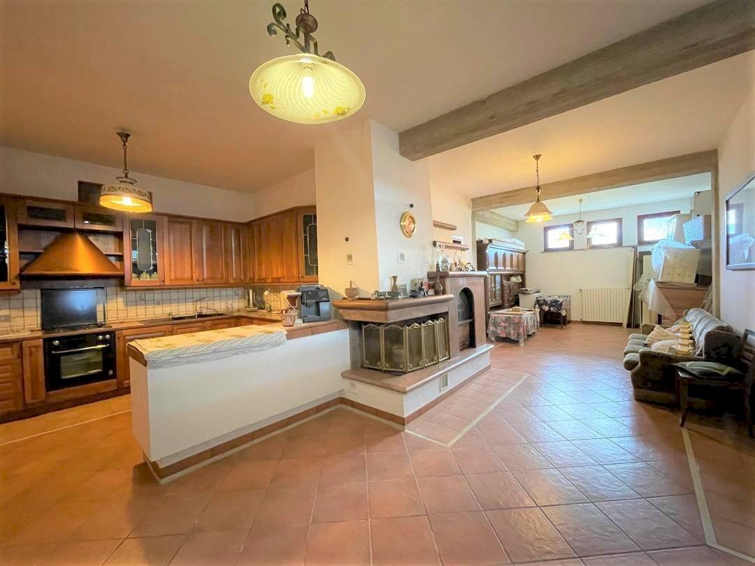 Foto 2 - Villa Via Paganica
 
1, L'Aquila - photo 2