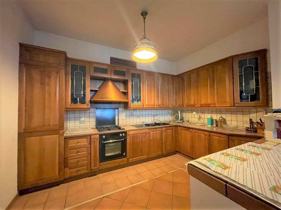 Foto 3 - Villa Via Paganica
 
1, L'Aquila - photo 3