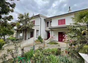 Foto 1 - Villa Via Paganica
 
1, L'Aquila - foto 1