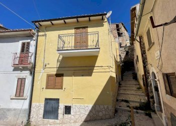 Foto 2 - Casa indipendente Via Ospedale
 
4, Ofena - foto 2