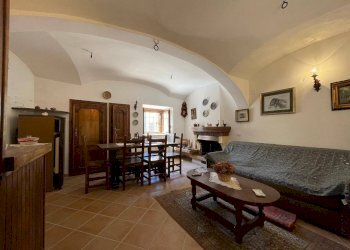 Foto 5 - Casa indipendente Via Ospedale
 
4, Ofena - foto 5