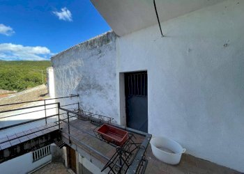 Foto 18 - Four-room apartment ViaRoma
 
5, Fontecchio - photo 18