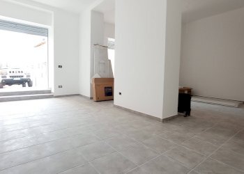 Foto 3 - Commercial Activity Via Salita del castello
 
snc, L'Aquila - photo 3