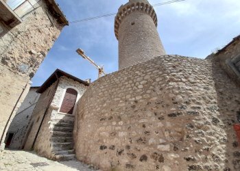 Foto 1 - Independent house Via della Torre
 
22, Santo Stefano di Sessanio - photo 1