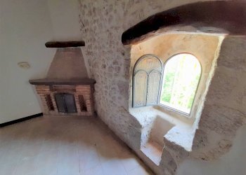 Foto 12 - Independent house Via della Torre
 
22, Santo Stefano di Sessanio - photo 12