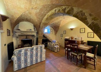 Foto 4 - Casa indipendente Via Degli Archi
 
13, Santo Stefano di Sessanio - foto 4