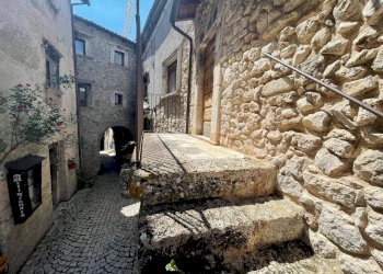 Foto 18 - Casa indipendente Via Degli Archi
 
13, Santo Stefano di Sessanio - foto 18