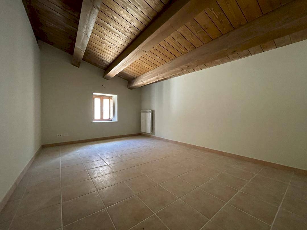 Foto 3 - Independent house Via Discesa del Colle
 
snc, Fontecchio - photo 3