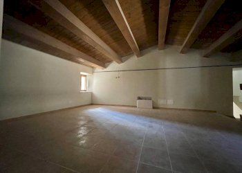 Foto 2 - Independent house Via Discesa del Colle
 
snc, Fontecchio - photo 2