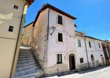 Foto 1 - Independent house Via Amiternum
 
100, Scoppito - photo 1