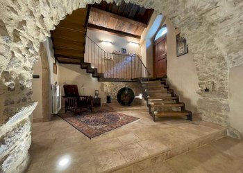 Foto 3 - Casa indipendente Via Laurentana
 
snc, Prata d'Ansidonia - foto 3