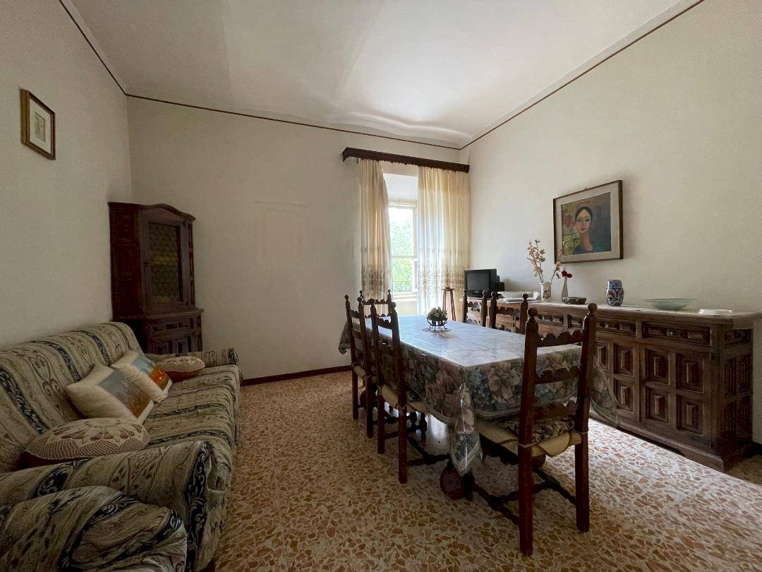 Foto 3 - Casa semi indipendente Via dei Cappuccini
 
4, Ofena - foto 3