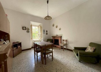 Foto 2 - Casa semi indipendente Via dei Cappuccini
 
4, Ofena - foto 2