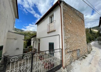 Foto 9 - Casa semi indipendente Via dei Cappuccini
 
4, Ofena - foto 9