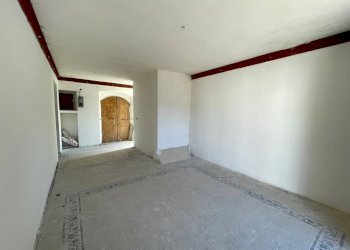 Foto 10 - Casa semi indipendente Via Roma
 
39, Prata d'Ansidonia - foto 10