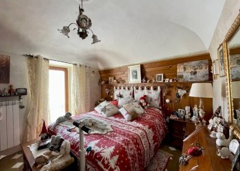 Foto 7 - Casa indipendente Via della Chiesa
 
33, Fagnano Alto - foto 7