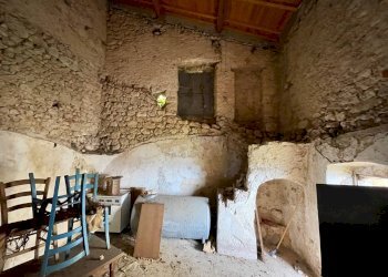 Foto 5 - Casa indipendente Loc. Roccacalascio
 
snc, Calascio - foto 5