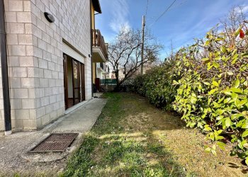 Foto 13 - Bilocale Via del lago
 
39, L'Aquila - foto 13