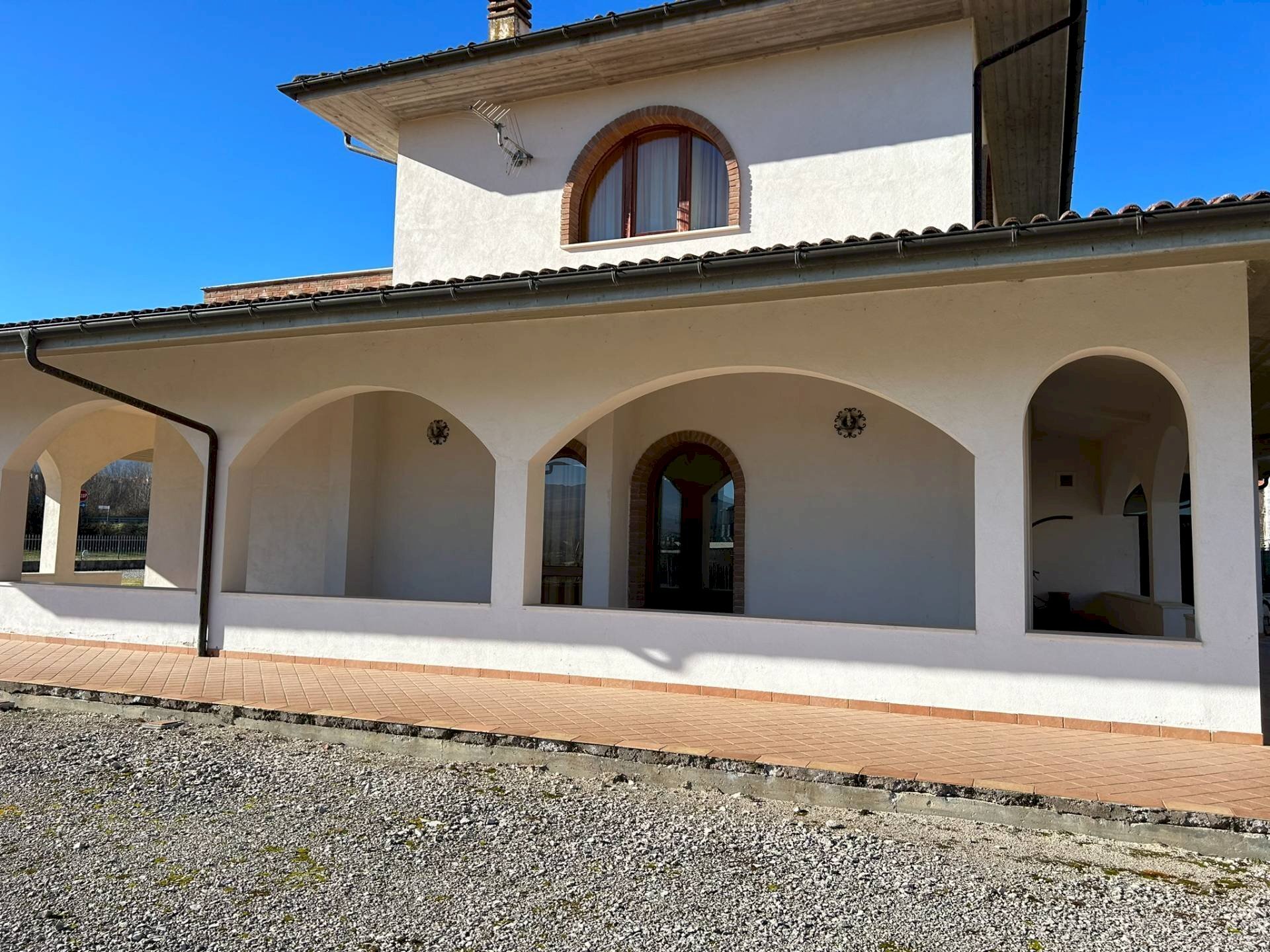 Foto 1 - Commercial Premises Via Edoardo de Filippo
 
snv, L'Aquila - photo 1