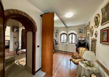 Foto 9 - Villa Via Valle d'Aosta
 
4, L'Aquila - foto 9