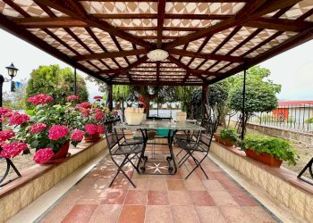 Foto 17 - Villa Via Valle d'Aosta
 
4, L'Aquila - foto 17