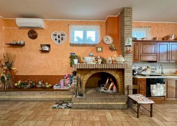 Foto 17 - Villa Via Colle Razzi
 
20, Città Sant'Angelo - foto 17