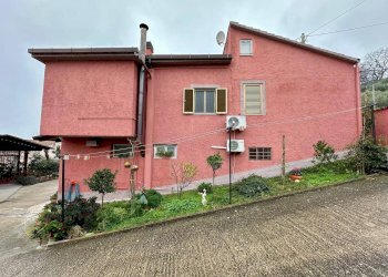 Foto 19 - Villa Via Colle Razzi
 
20, Città Sant'Angelo - foto 19