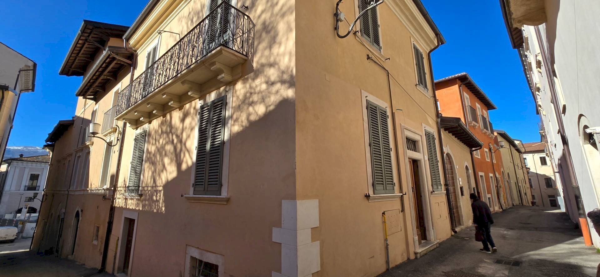 Foto 1 - Commercial Premises Via Accursio
 
12, L'Aquila - photo 1