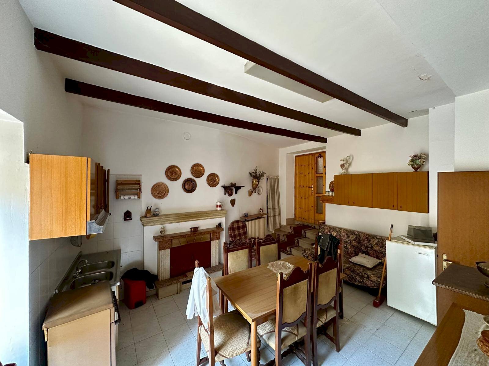 Foto 2 - Casa indipendente Via Vittorio
 
snc, Carapelle Calvisio - foto 2