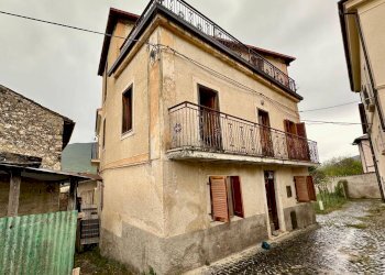 Foto 1 - Casa indipendente Via Santa Maria
 
snc, Acciano - foto 1