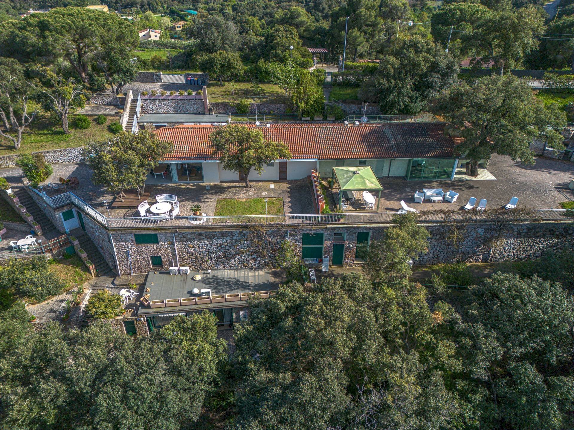 Foto 1 - Villa Loc. Naregno, Capoliveri - photo 1