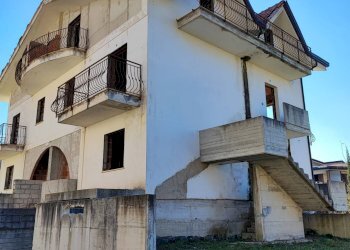 Foto 1 - Villa Bifamiliare quadrelle, Quadrelle - foto 1