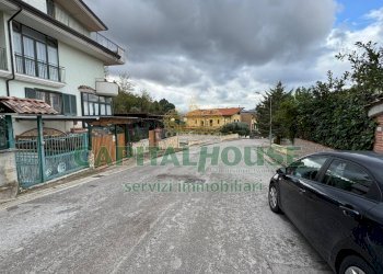 Foto 17 - Villa a Schiera via fusaro, Quadrelle - foto 17