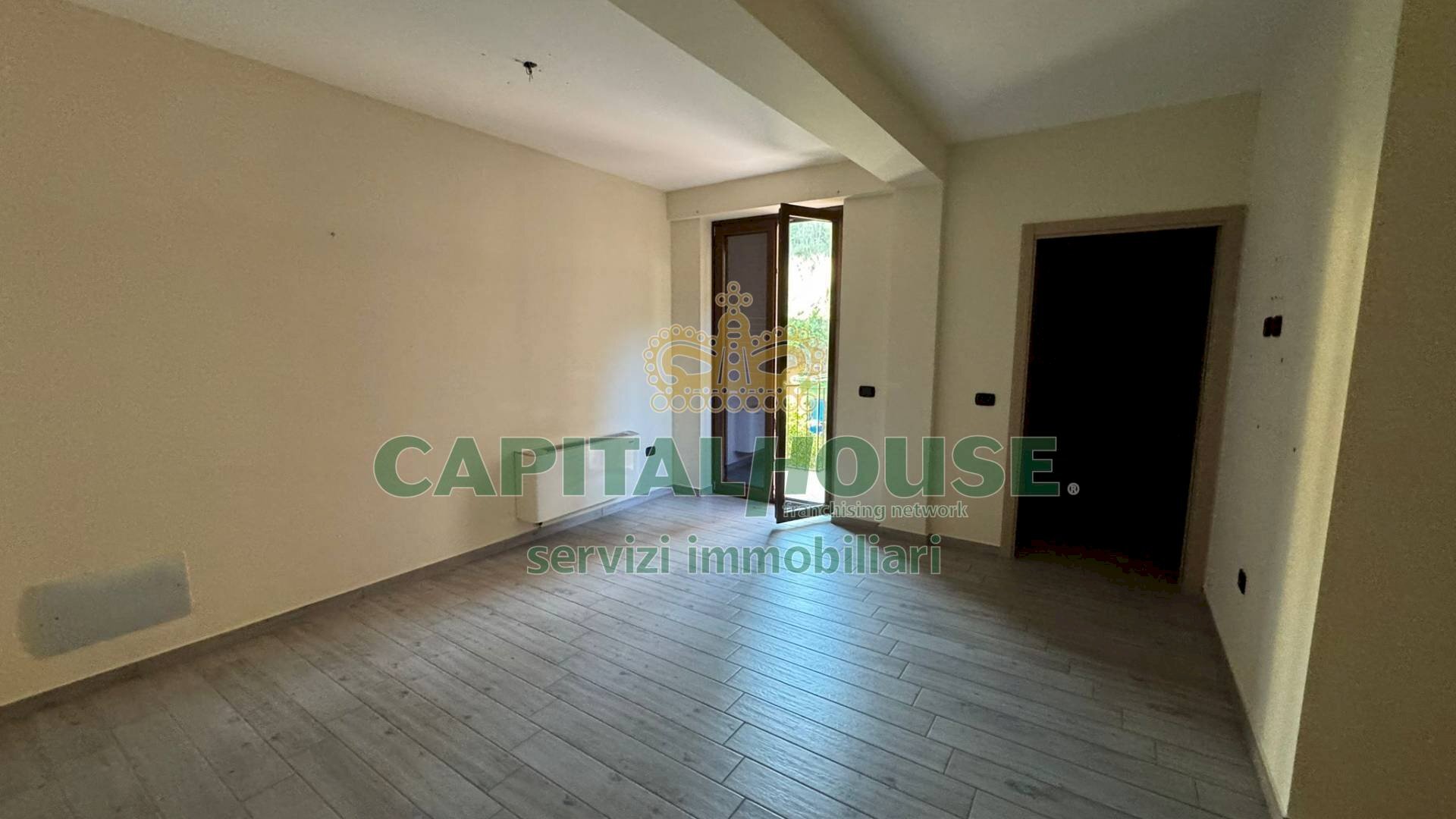 Foto 1 - Three-room apartment quadrelle, Quadrelle - photo 1