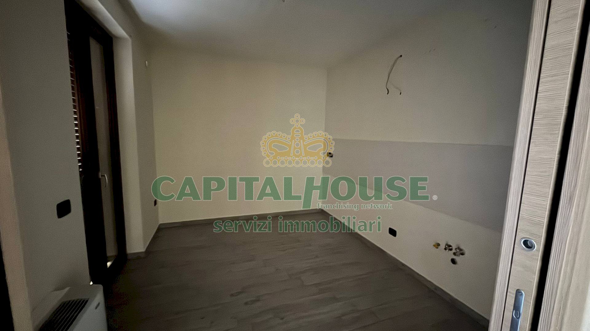 Foto 2 - Three-room apartment quadrelle, Quadrelle - photo 2