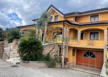 Foto 1 - Villa avella, Avella - foto 1