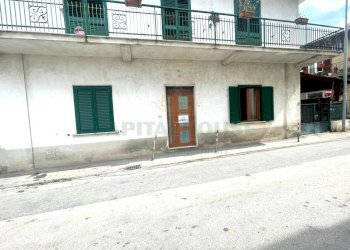 Foto 1 - Trilocale sperone, Sperone - foto 1