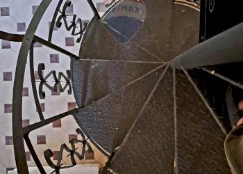 scala ferro battuto - Apartment Via Cirillo
 
8/10, Polizzi Generosa - photo 1