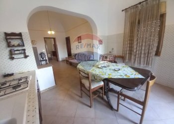 Sala da pranzo - Appartamento via Papa Giovanni XXIII
 
94, Terrasini - foto 2