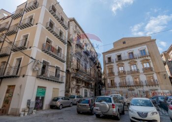 Edificio all\'aperto - Appartamento VIA GARRAFFELLO
 
25, Palermo - foto 2