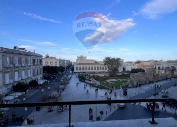 Vista dell\'acqua - Appartamento Corso Giacomo Matteotti Ronco
 
1, Siracusa - foto 21