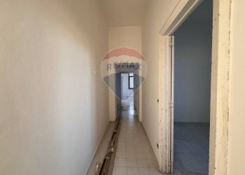 Hall / corridoio - Appartamento Corso Giacomo Matteotti Ronco
 
1, Siracusa - foto 35