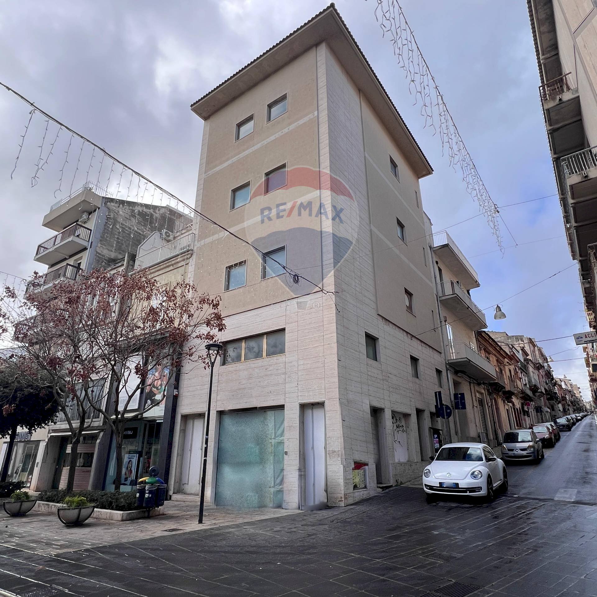 Edificio all\'aperto - Commercial Premises Via Roma
 
167, Ragusa - photo 1