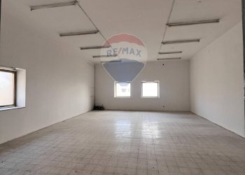 Stanza vuota - Locale Commerciale Via Roma
 
167, Ragusa - foto 13